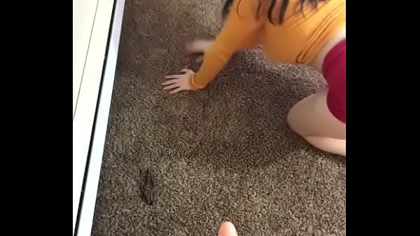 Jinkies (she loves big cocks)